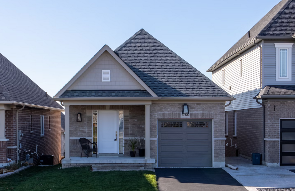 Feather Sound single garage door